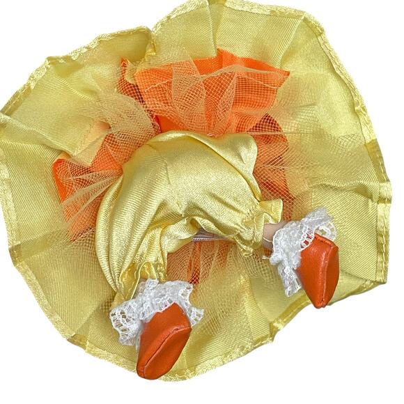 Marie Osmond Candy Corn Too Sweet Doll 5" 2008 Red Hair Orange Yellow Dress READ - Picture 7 of 14